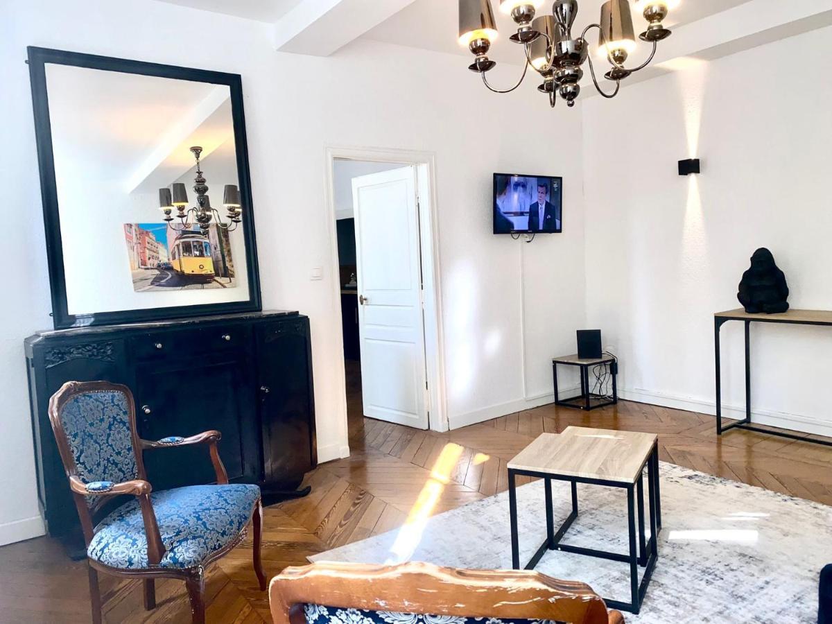 Apartment *chic & Basic T3* Place Carnot Carcassonne